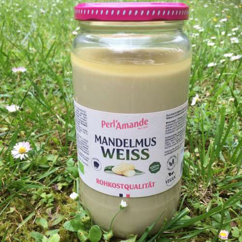 weisses Mandelmus1kg roh